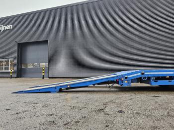 3 AXLE SEMI / EXTENDABLE / HYDR. RAMPEN